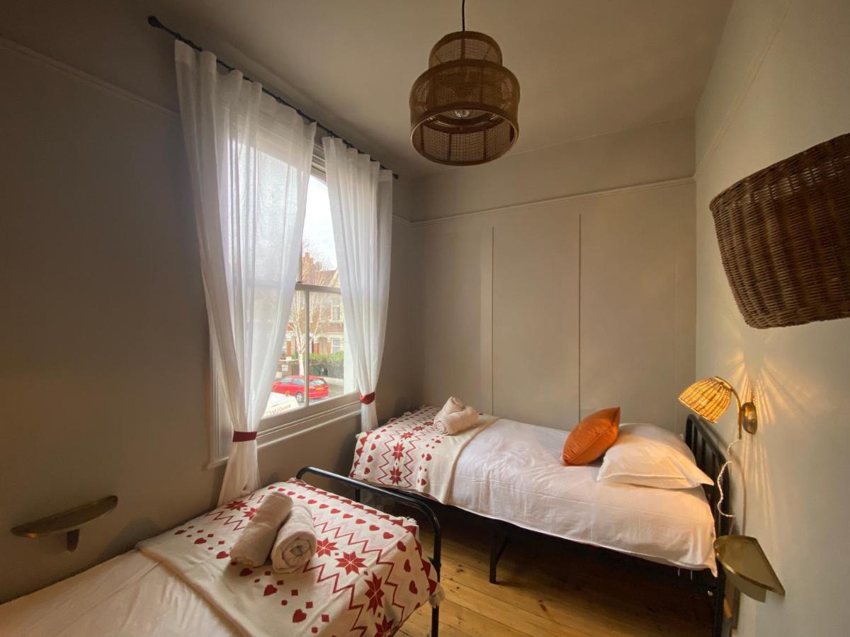 Stylish Apt London Excel Olympic Close To Station Apartment ภายนอก รูปภาพ