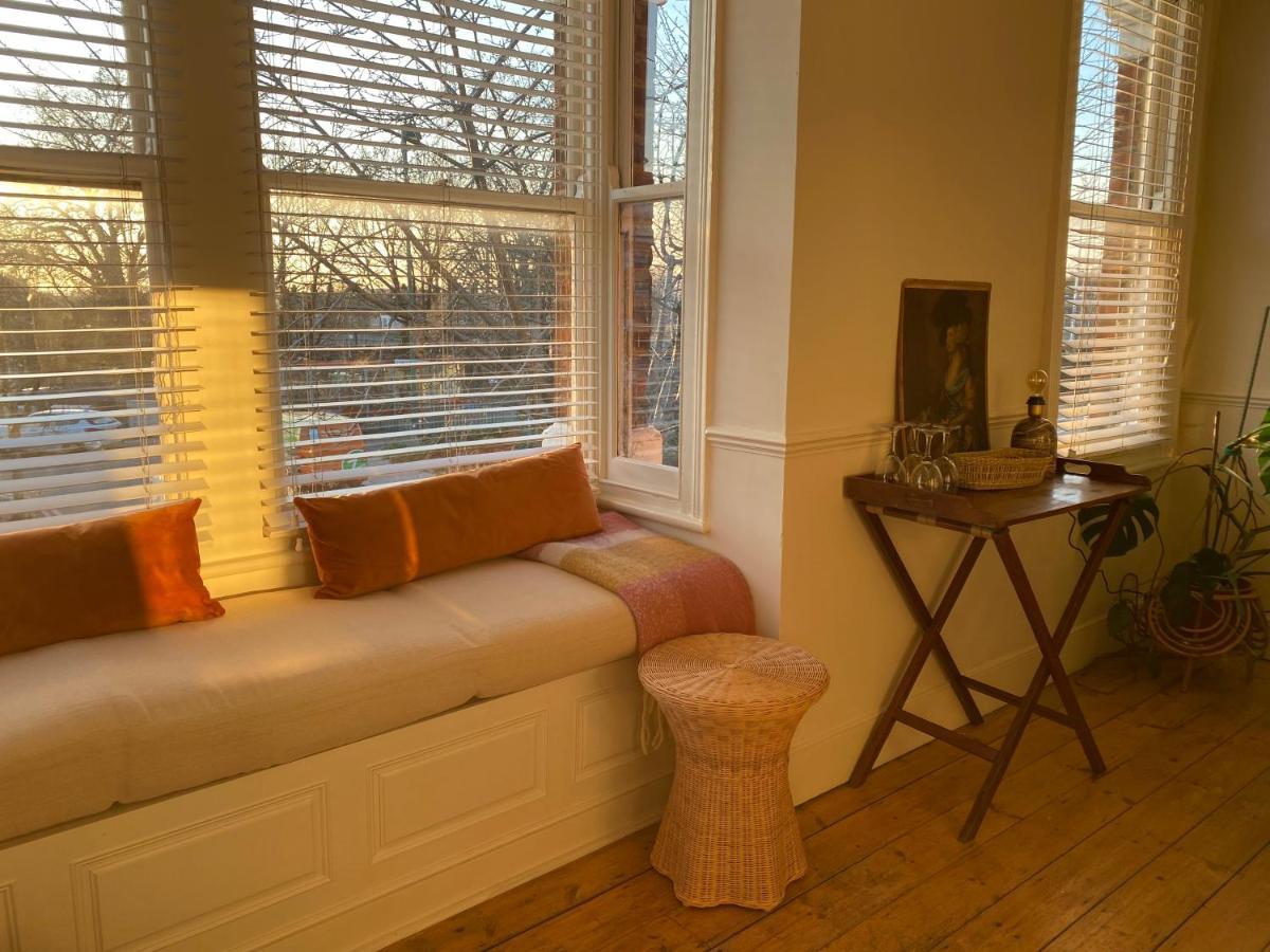 Stylish Apt London Excel Olympic Close To Station Apartment ภายนอก รูปภาพ